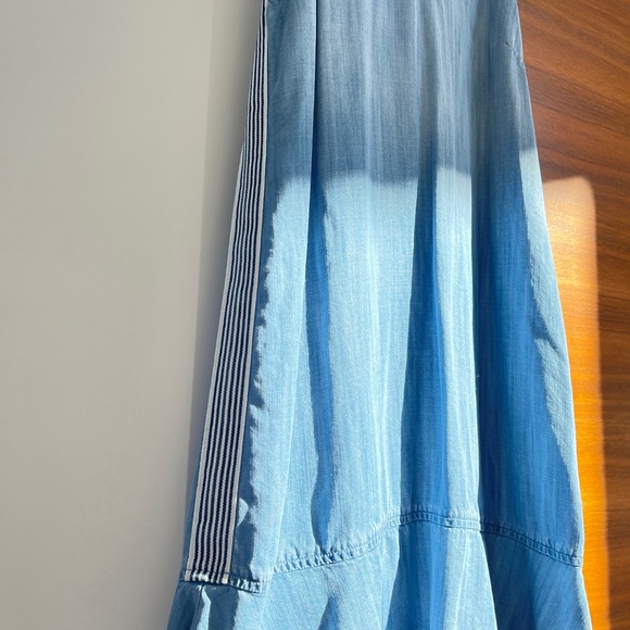 Bella Dahl Chambray - side stripe racer back dress - Picture 5 of 8